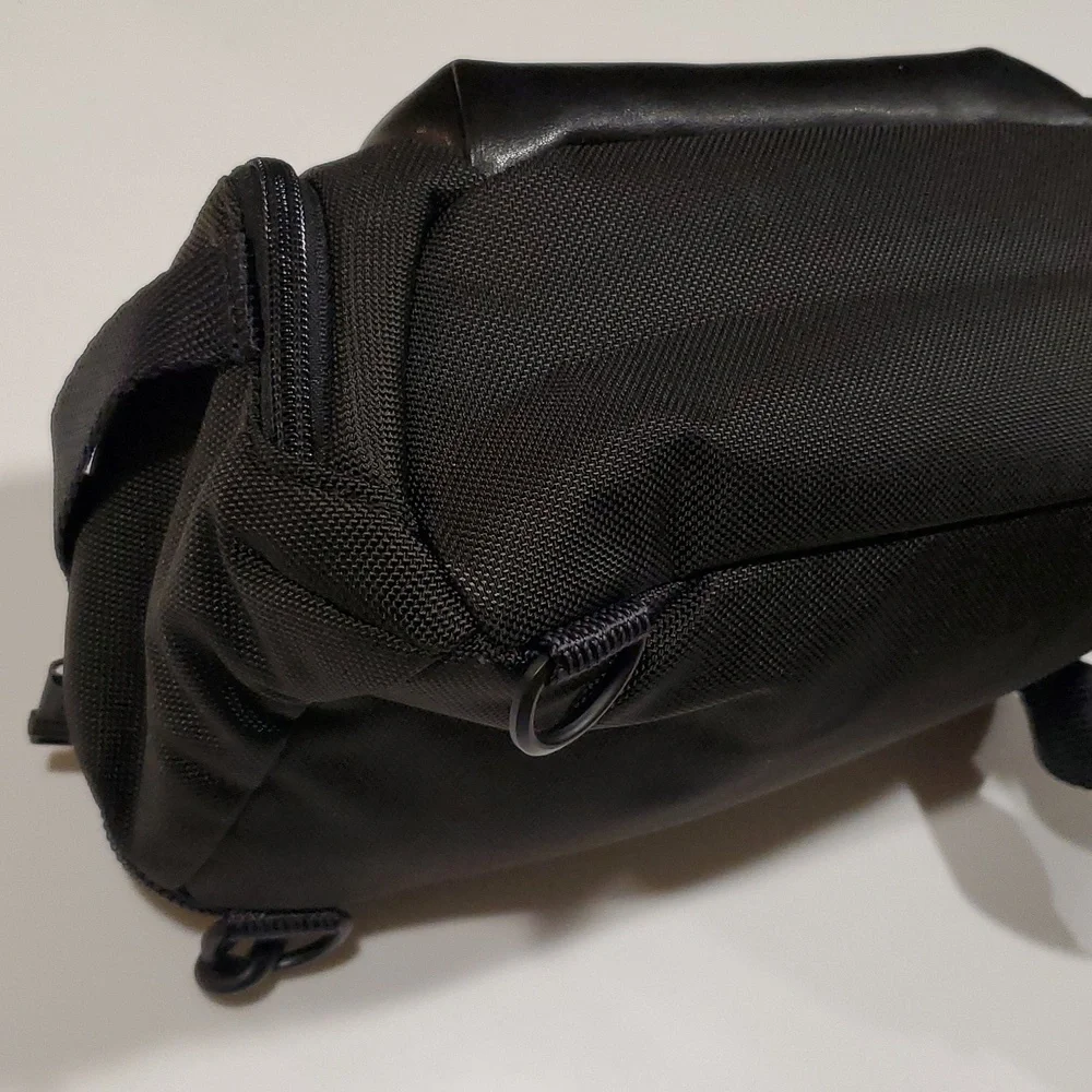 Tumi Alpha Black Ballistic Nylon & Leather Bravo Kelley Sling Bag